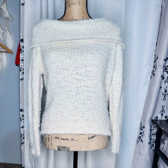 Freshman Juniors' Off-The-Shoulder Fuzzy Sweater Beige Size Large NWT - Picture 2 of 4